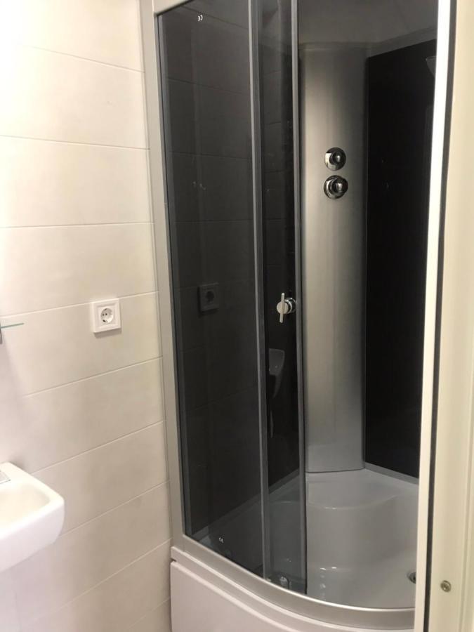 Ararat-Tarasa Shevchenka Hostel 키예프 외부 사진